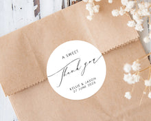 Load image into Gallery viewer, A Sweet Thank You Minimalist Style Wedding Thank You Stickers Favours Stickers
