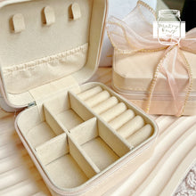 Load image into Gallery viewer, Bridesmaid Gift, Personalised Square Jewellery Box with Name
